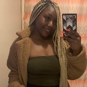 Meet your Posher, Medina